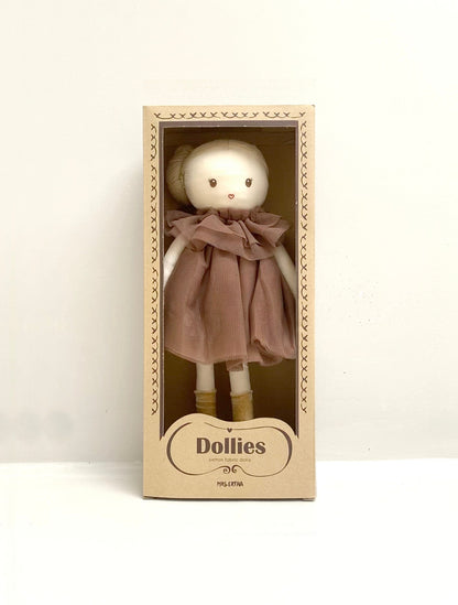 Dollie - Maggie Lu